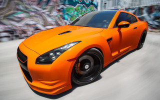 Car graffiti street person orange - the wall behind free wallpaper