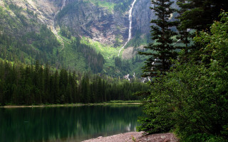 Mountain lake forest waterfall people - the bank free wallpaper