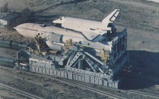 Space shuttle train desert modular - amédée ozenfant free wallpaper