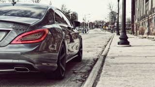 Mercedes benz hyperrealistic cityscape military - matte finish free wallpaper