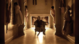 Woman chair room statues fireplace - statue free wallpaper