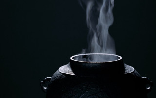 Smoke filled pot hyperrealism black - cao zhibai free wallpaper