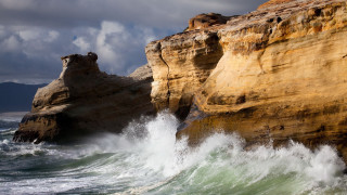 Stormy ocean wave cliffs rocks - derek hill free wallpaper