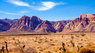 Desert mountains blue sky clouds 4 - the distance free wallpaper for desktop