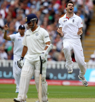 Jumping man white uniform action - free sports wallpaper