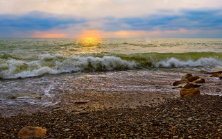 Beach wave sunset clouds cityscape - digital photography free wallpaper