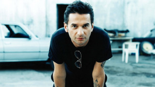 Man tattoo black shirt white - alexis grimou free wallpaper