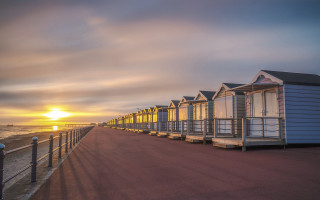 Beach huts sunset ocean tilt - sunset free wallpaper