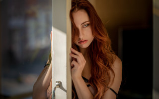 Woman redhair window doorhandle artnouveau - the side of her face free wallpaper