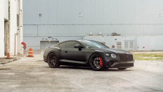 Black sports car red rims 4 - matte finish free wallpaper for desktop