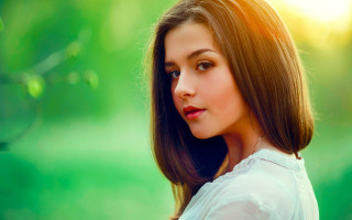 Elina karimova white shirt green - a necklace free wallpaper