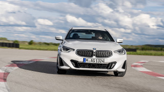 White car race track blue - a race track free wallpaper