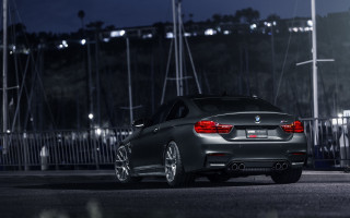Silver car fence night lights - a silver car free wallpaper