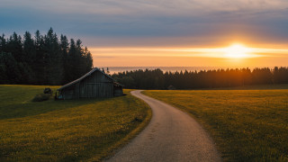 Dirt road field barn sunset 3 - a dirt road free wallpaper