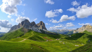 Green valley winding road mountains - a green valley free wallpaper
