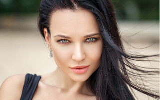 Woman black hair blue eyes 5 - eye free wallpaper