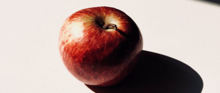 Red apple white table shadow - a white table next free wallpaper