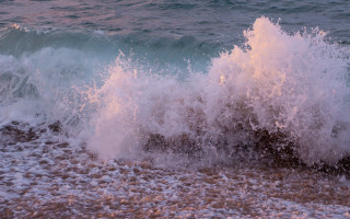 Wave shore sunset impressionist motion - the shore of a beach free wallpaper