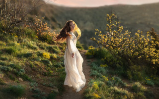 Woman white dress field autumn 3 - yellow flower free wallpaper for desktop