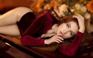 Woman red dress flowers photorealistic - anka zhuravleva free wallpaper