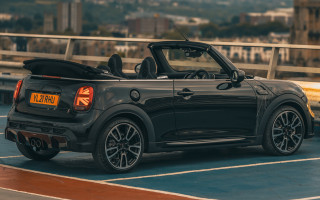 Black convertible city yellow light - convertible free wallpaper