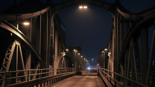 Bridge lights night street berlin - the other side of the bridge free wallpaper