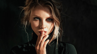 Woman black shirt black background 4 - her mouth free wallpaper