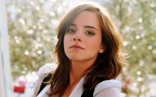 Emma watson christmas portrait blurry - emma watson free wallpaper