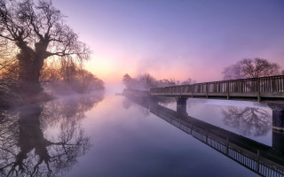Bridge river foggy sunset autumn - a foggy sky above free wallpaper