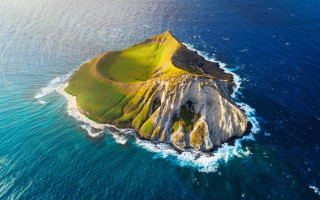Island ocean ecological aerial planet - an island in the middle of the ocean free wallpaper