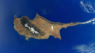 Large island ocean clouds sky - exekia free wallpaper