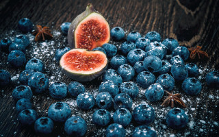 Figurine blueberries powdered sugar food - neofauvism free wallpaper