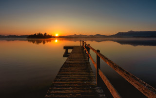 Dusk lake dock bench mountains - a bench free wallpaper for desktop