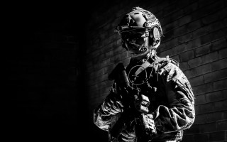 Soldier helmet uniform gun brick - round free wallpaper