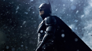 Man batman costume snow hands - a man in a batman costume free wallpaper