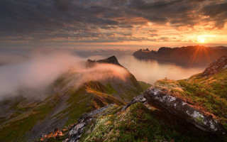 Mountain foggy sky lake cityscape - beautiful landscape free wallpaper for desktop