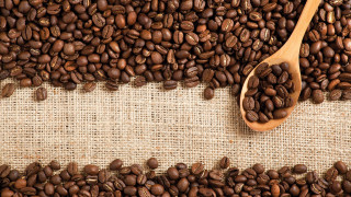 Wooden spoon coffee beans burlap - professional food photography free wallpaper