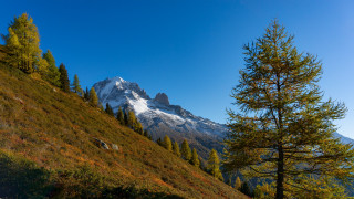 Mountain snowcapped trail autumn nature - the side of it free wallpaper