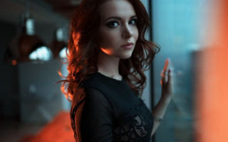 Woman portrait candle blueeyes curly - candle free wallpaper