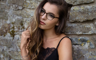 Annabel eyres glasses wall outdoors - glass free wallpaper