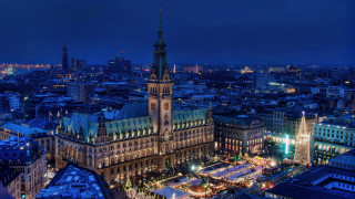 Cityscape clocktower night bridges lights - a large clock tower free wallpaper