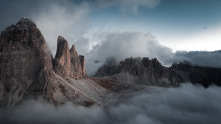 Mountain range clouds horizon snow - a few mountain free wallpaper
