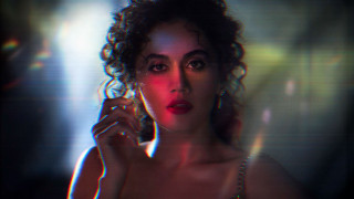 Surprised woman necklace cigarette poster - holding free wallpaper