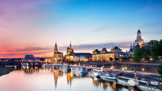 River boats city sunset pink - a river free wallpaper for desktop