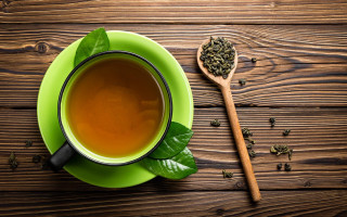 Tea cup wooden table spoon - a spoon free wallpaper