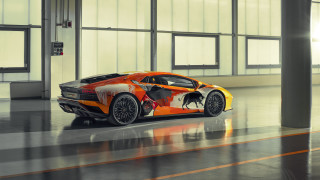 Sports car horse painted building - bernardo cavallino free wallpaper