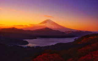 Mountain lake sunset snow capped - sunrise time free wallpaper