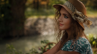 Woman hat river park bokeh - the park free wallpaper