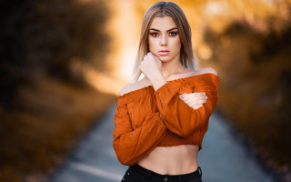 Woman crop top road trees - a road free wallpaper for desktop