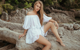 Woman white dress beach sitting - elina karimova free wallpaper